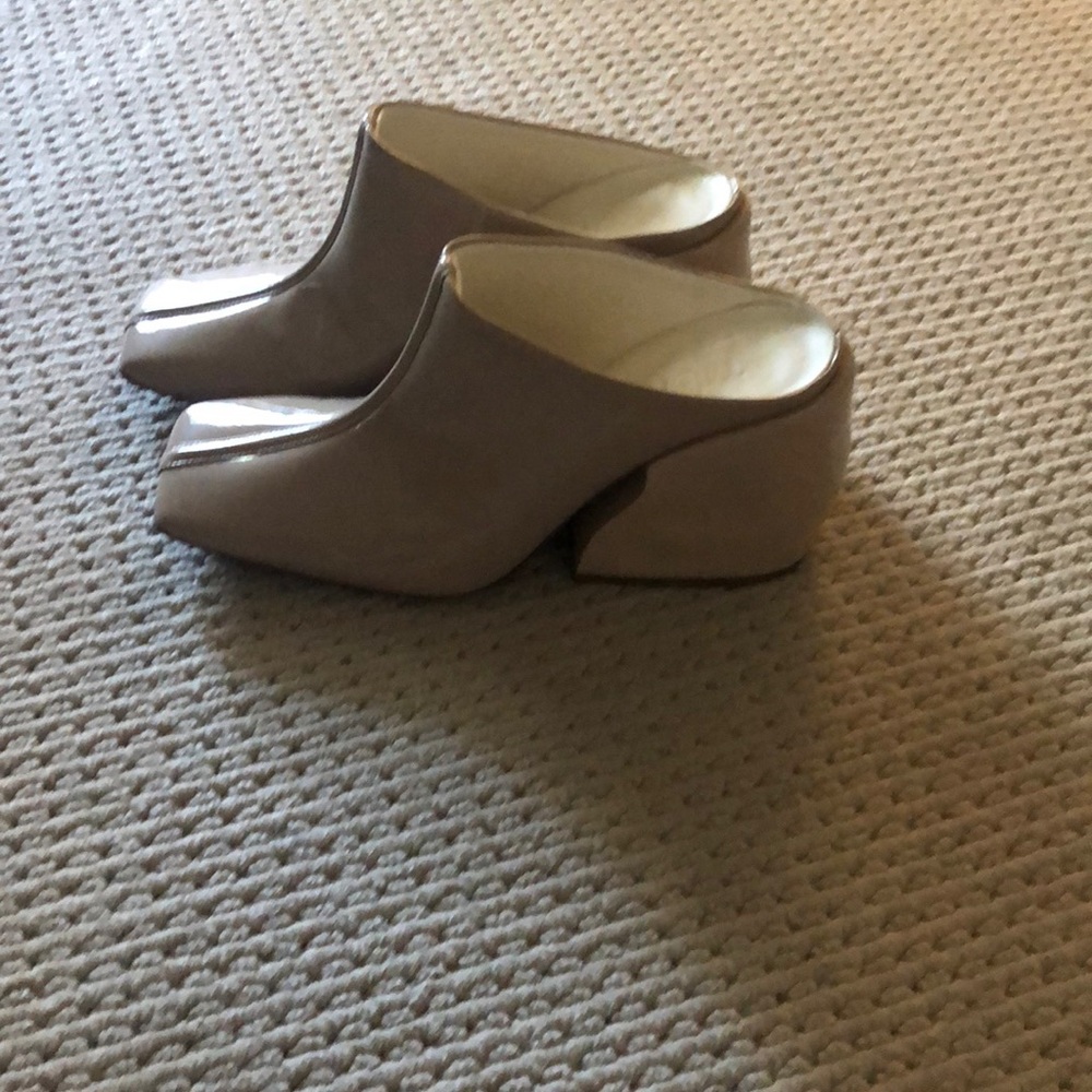 Tibi size 8.5 color camel